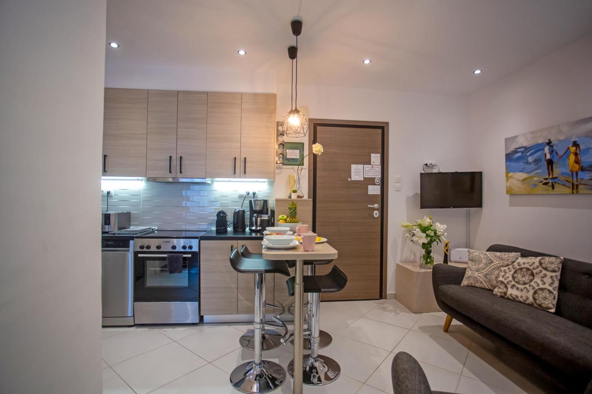 Hadrian By Heloni Apartments Атина Екстериор снимка